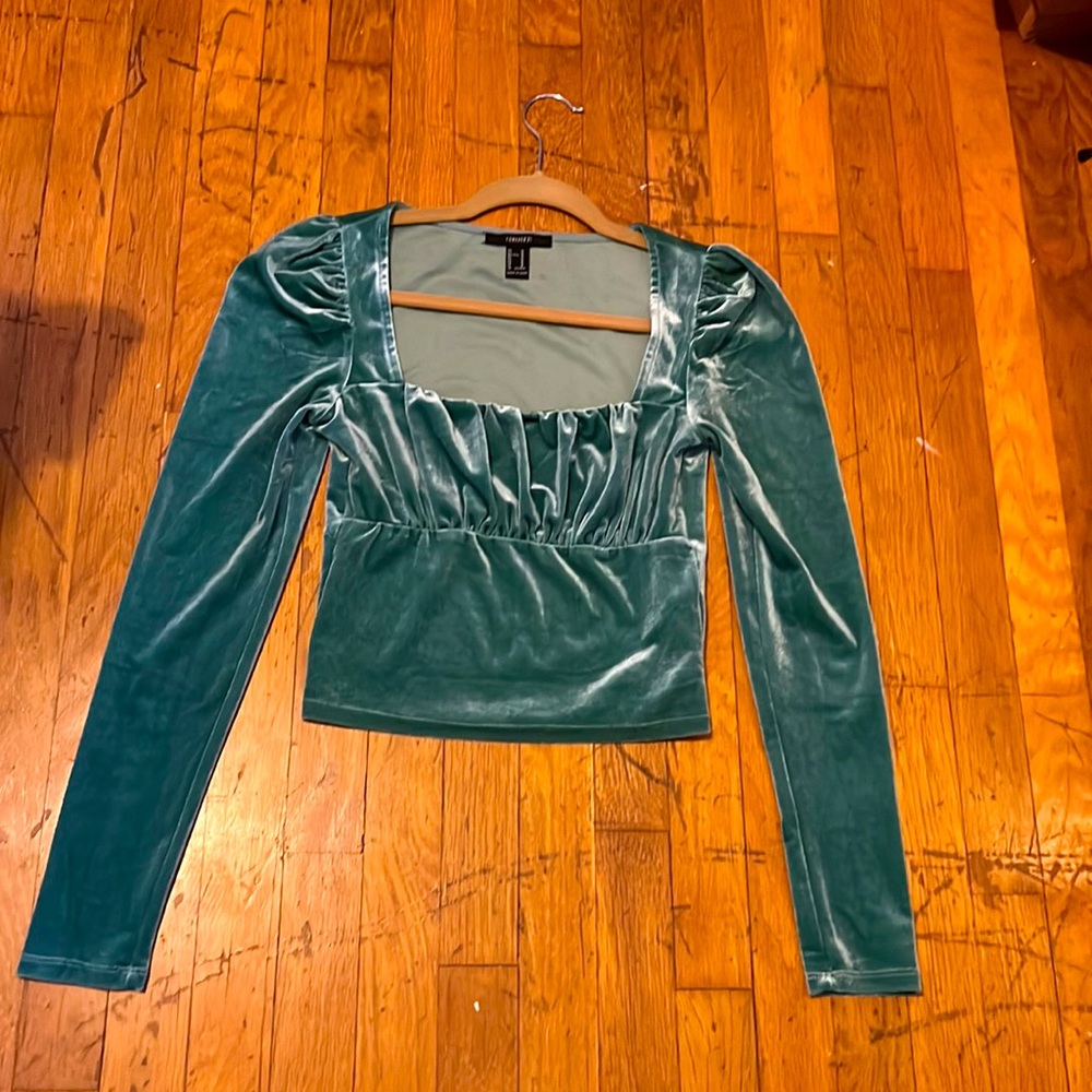 Great for the holidays blouse